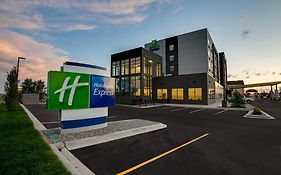 Holiday Inn Express - Lethbridge Southeast By Ihg